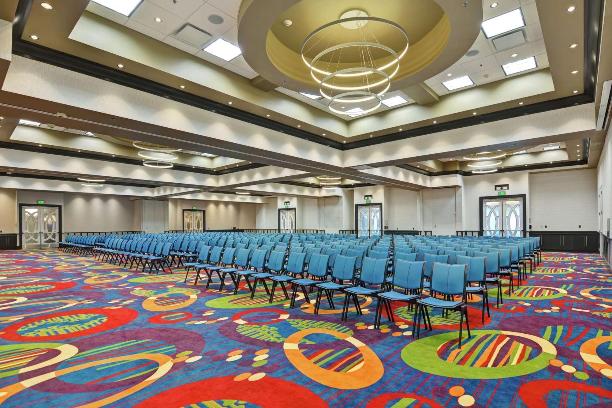 Hilton Garden Inn Raleigh/Crabtree Valley Exterior photo
